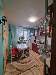 Продаж 3-х кімнатна квартира з усіма меблями