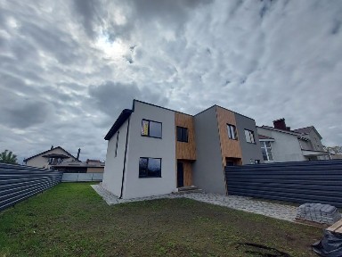 Продаж таунхауса Луначарка
