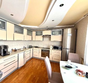 Продам будинок в районі Агропереробки з ділянкою 12 сотих
