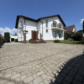 Будинок Біла Криниця