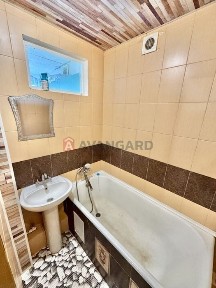 1к. кв Гагарина. ВИДОВАЯ. 5/9 эт. Не угловая. Кирпич 28000$