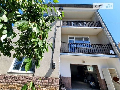 Продаж 2 поверхового будинку з гаражем і ділянкою на 6 соток, 254 кв. м, 7 кімнат, на вул. Івасюка • ID 34599186