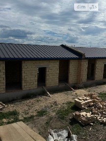 Продаж 1 поверхового дуплекса з ділянкою на 2.5 сотки, 67 кв. м, 2 кімнати, на вул. Весняна • ID 34598725