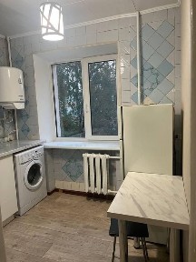 Продаж 2к квартири район Аеропорту пров. Пілотів!