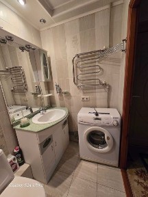 Продам 3-х комнатную квартиру в Шевченковском районе.