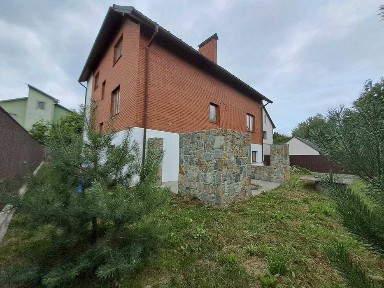 продаж будинку з ремонтом в. Білогорща 350м готового до проживання