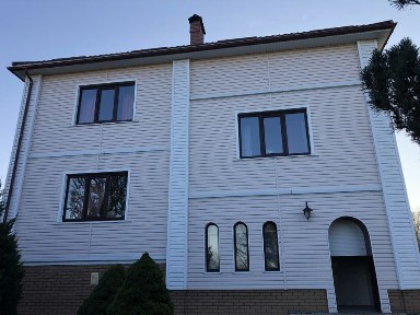 Ціну знижено. Продається сучасний будинок з усіма комфортними умовами