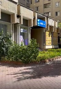 Оренда Оболонь. Метро Мінська, Левка Лук'яненка 19 Фасадне приміщення під будь-який вид комерційної діяльності.