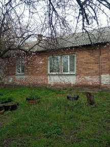 Продам отдельно стоящий дом в Харькове