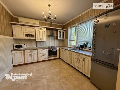 Продаж 3 поверхового дуплекса з ділянкою на 1.5 сотки, 279.8 кв. м, 4 кімнати, на вул. Крушельницької Соломії • ID 34600378