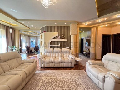 Продаж будинку 250 м. кв / 13 соток / Минай