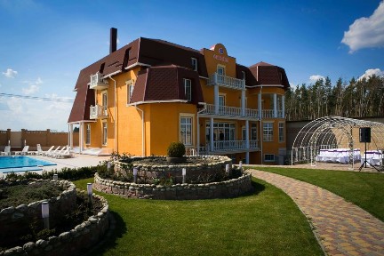 Заміський готельний комплекс у Київській області, с. Лісне, без%