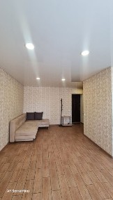 Продаж 2-кімнатної квартири | вул. Миру, 1