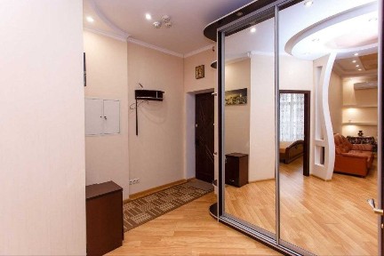 Оренда 2 кім. квартири, вул. Антоновича, Голосіївський р-н метро Олімпійська