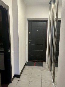 Київ, Печерський, вулиця Анни Ахматової 32/18