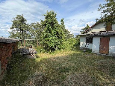 Продаж будинку, як інвестиційно-туристичний проєкт біля підйомнику 