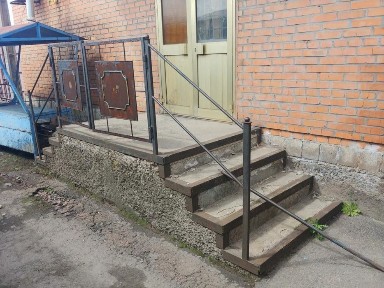 Оренда приміщення в центрі ринку Довгинцево