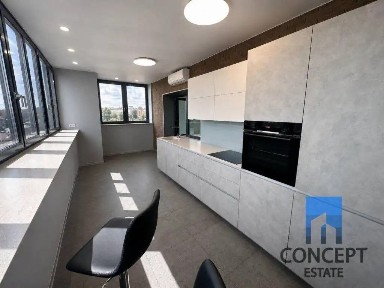 Продажа 3-комнатной квартиры 95 м², Сечевых Стрельцов ул.