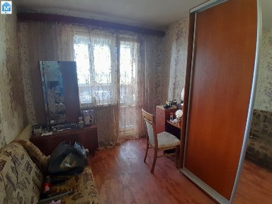 Продаю двокімнатну гостинку на Салтівці. 606а мкр