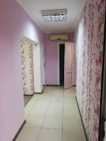 Продается здание возле рынка