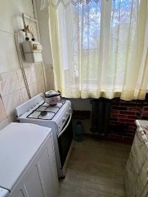 Продаж 1-кн квартири 26 кв. м, цегляний буд, 2 /5, район Дружба