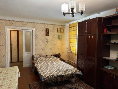 Частина будинку в районі 5-ї школи 63 кв. м