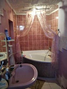 Продам цегляний будинок