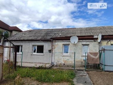 Кринична вулиця, мікрорайон Совки, район Солом'янський, Київ, метро Васильківська, вул. Кринична 18 • ID 34594190