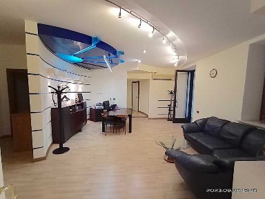 Аренда Сдам VIP офис Фасад 310м² 8каб Мебель Дунаева, 3/ Французский Бульвар