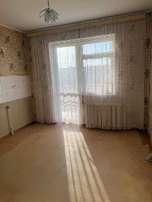 Продам затишну 4-кімнатну квартиру в Старокостянтинові