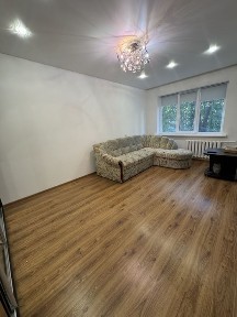 Продам 3-х кімнатну квартиру на 5-му мікрорайоні