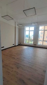 Сдам помещение c ремонтом (кабинетный тип) в ЖК Loft White. Центр.