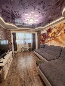 Продается шикарная квартира с капитальным ремонтом в Осипенковском р-не по улице Звенигородская