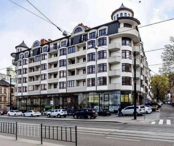 Ближній центр! Продаж 2 кімнатна квартира вулиця Богдана Хмельницького ЖК Львівський дворик