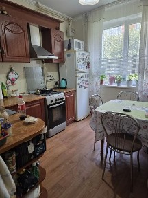 Продаж 2-х кімн 1 бельєтаж/р-н ' Депот