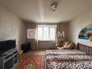 Продаж 2 кім. квартири за вул. Г. - Артемовського 15а.
