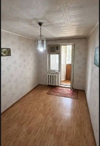Продам 4- Кім кв / 90м2/Слобожанський проспект/ Прозорий офіс