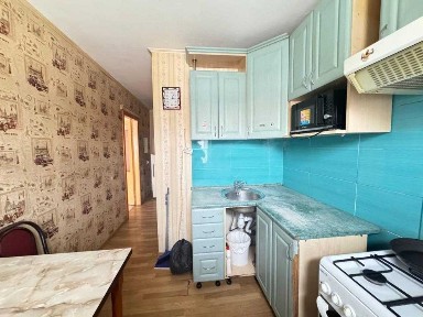 Дегтярівська 28, суміжна 2к, низький поверх, з газом, можна з улюбленцем