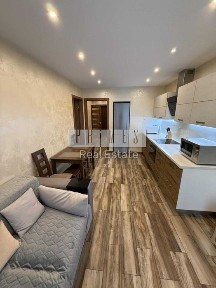 оренда жк Central Park Централ Парк 2к 46м2 2 поверх Джона Маккейна Кудрі 7