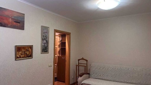 Оренда 2 к, Київ, вул. Гришка, буд. 10, с паркомісцем, м. Позняки