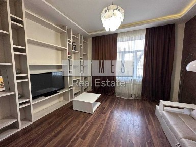 продаж 2к квартири 68м2 вул. Обсерваторна 10, в історичному центрі Києва, 15хв метро Золоті Ворота