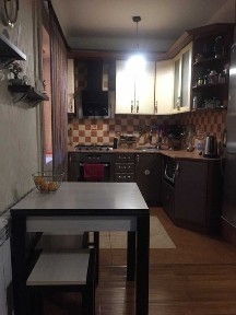 Без %. Продаж двосторонньої 3х кімнатної квартири. Поряд озеро Тельбін.