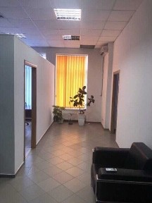 центр города, офис закрытого типа, 2 этаж, жк Мерседес