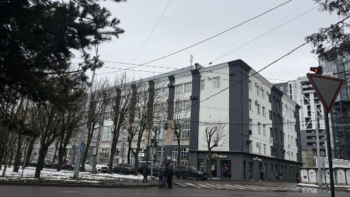 оренда приміщення УПА 600м кв фасад