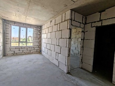 В продаже большая однокомнатная квартира в пятиэтажном новострое с лифтом, газом со своей кладовкой и АГВ под Одессой