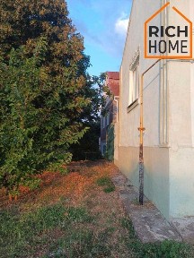 Продажа частного дома • под ремонт • 250 м² • 3 уровня • 10 соток • угловой участок • #146711