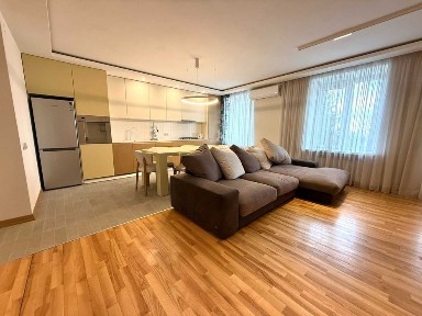 ‼️Центр‼️ 3 кімнатна квартира-студія, 87 м², топова локація