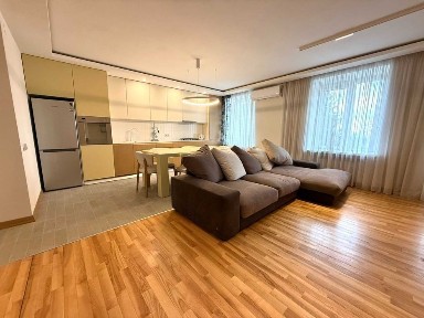 ‼️Центр‼️ 3 кімнатна квартира-студія, 87 м², топова локація