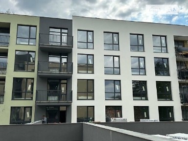 Продаж комерційного приміщення на вул. Незалежності України 19Б, площа 81.4 кв. м • ID 34611242