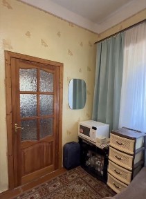 Продаж частини будинку, Крутий узвіз